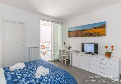 Bed And Breakfast Bianco E Blu